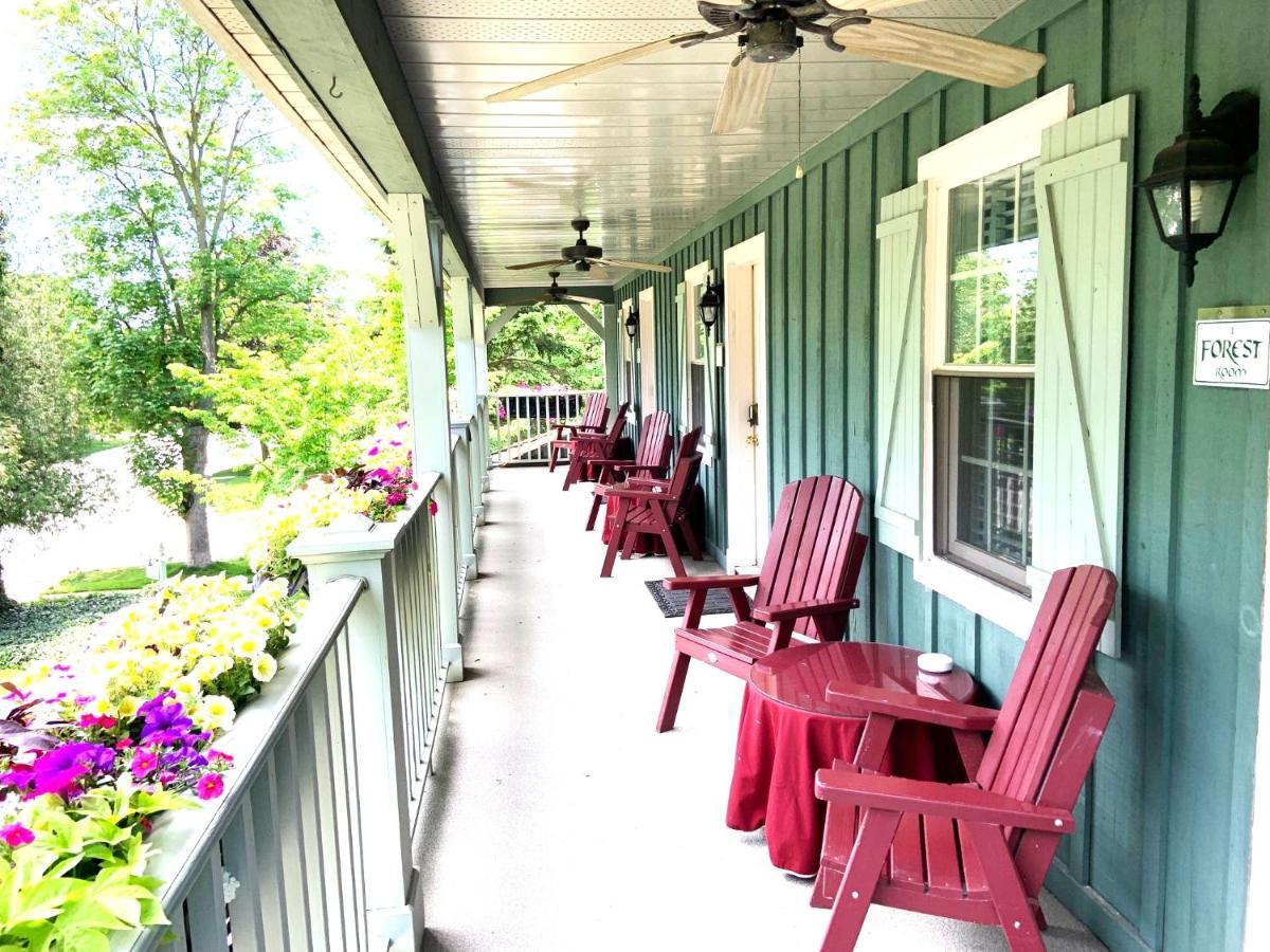 Weatherpine Inn Niagara-on-the-Lake Exterior photo